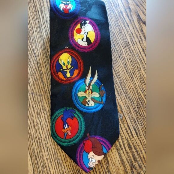 Vintage Looney Tunes tie - Picture 1 of 3